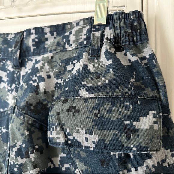 Blue camo print pants - Picture 5 of 6